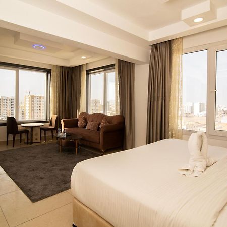 Diamond Star Hotel فندق النجمة الماسية Seeb Extérieur photo