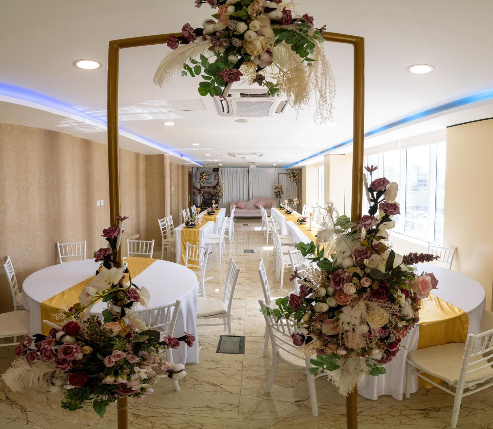 Diamond Star Hotel فندق النجمة الماسية Seeb Extérieur photo