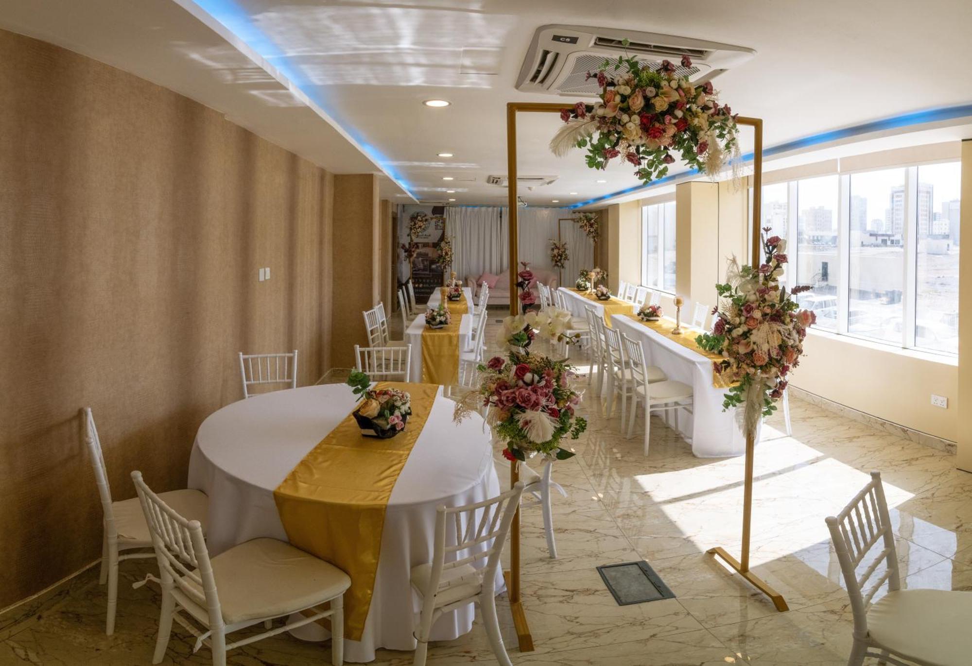Diamond Star Hotel فندق النجمة الماسية Seeb Extérieur photo