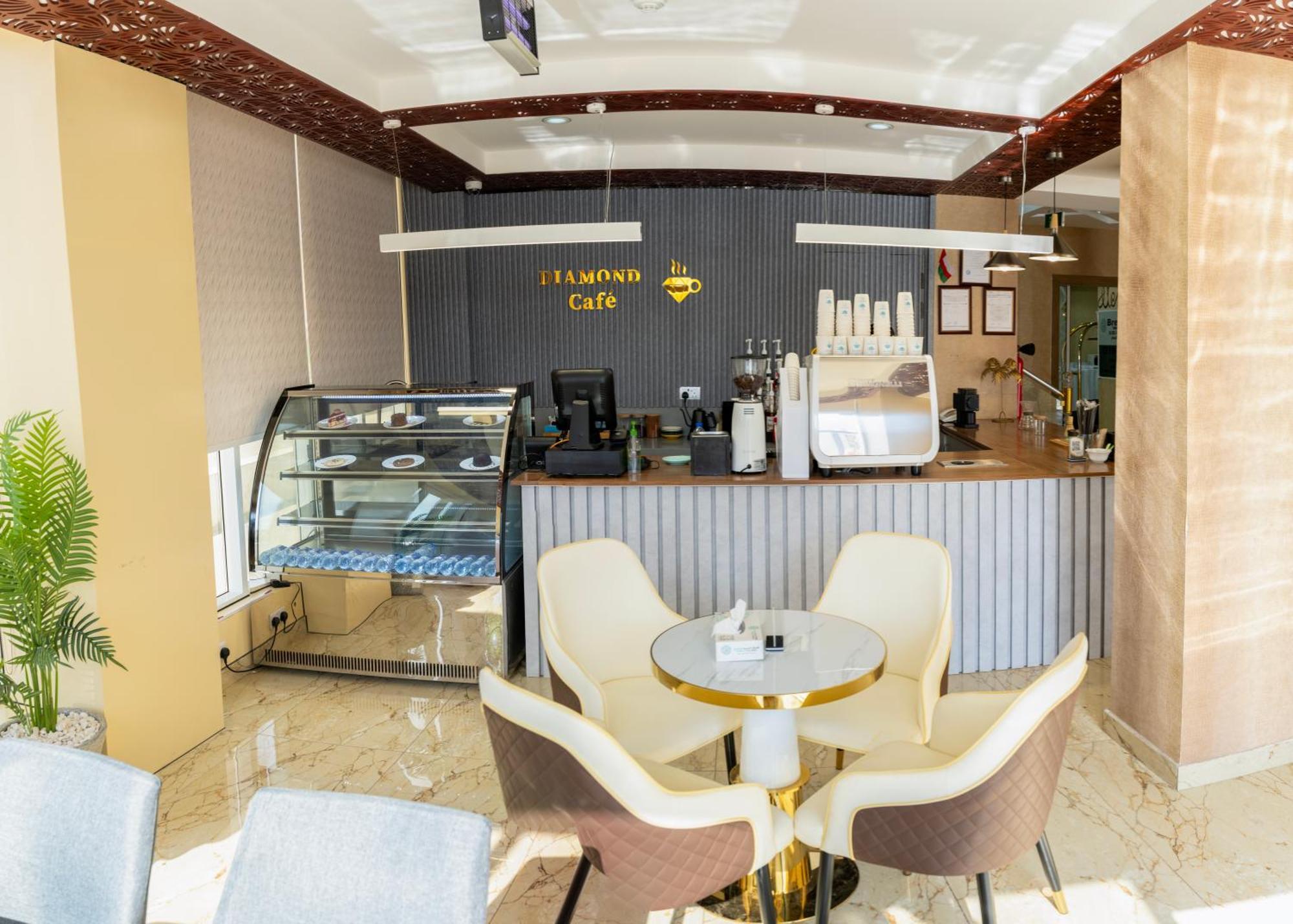 Diamond Star Hotel فندق النجمة الماسية Seeb Extérieur photo