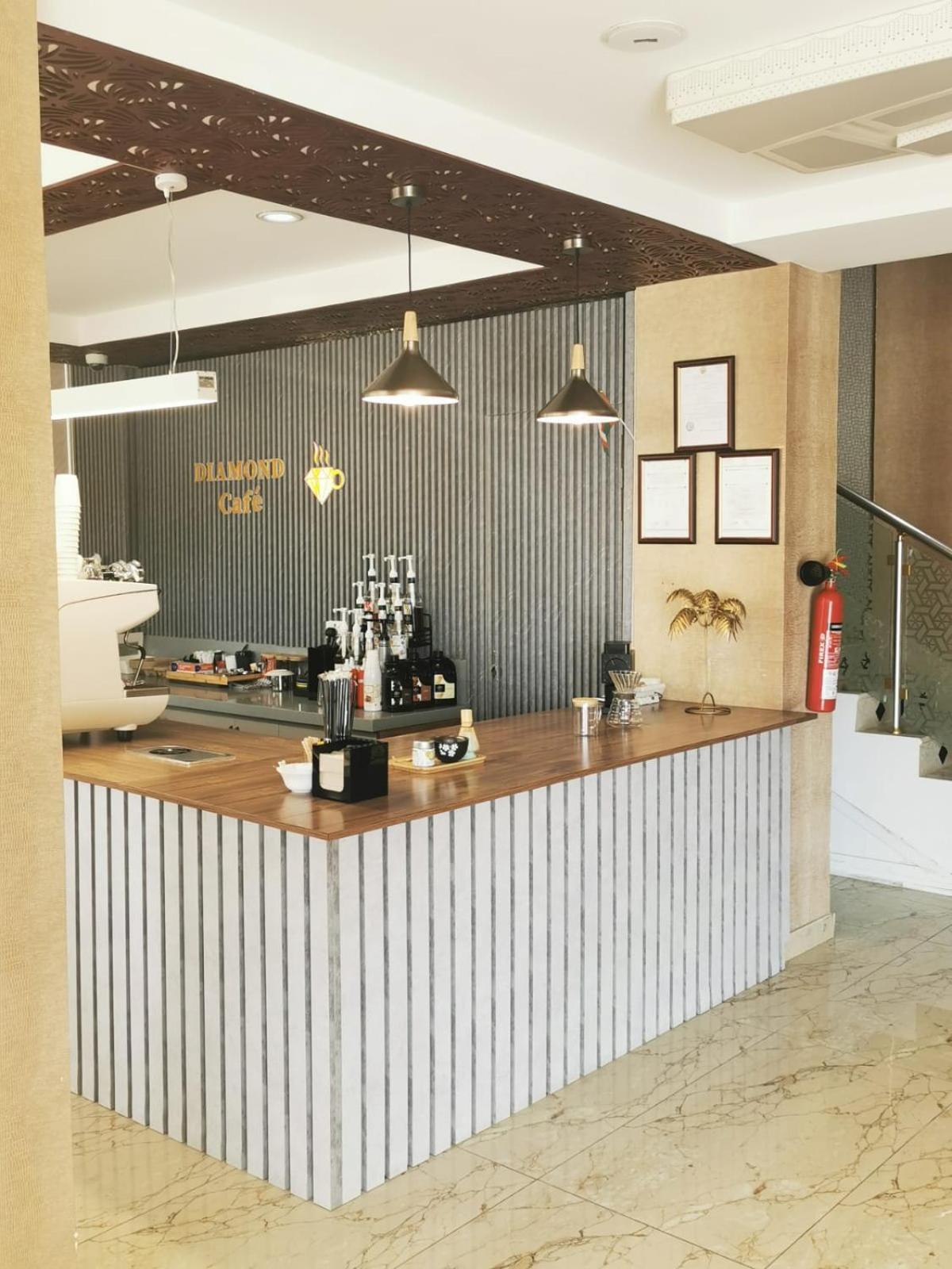 Diamond Star Hotel فندق النجمة الماسية Seeb Extérieur photo