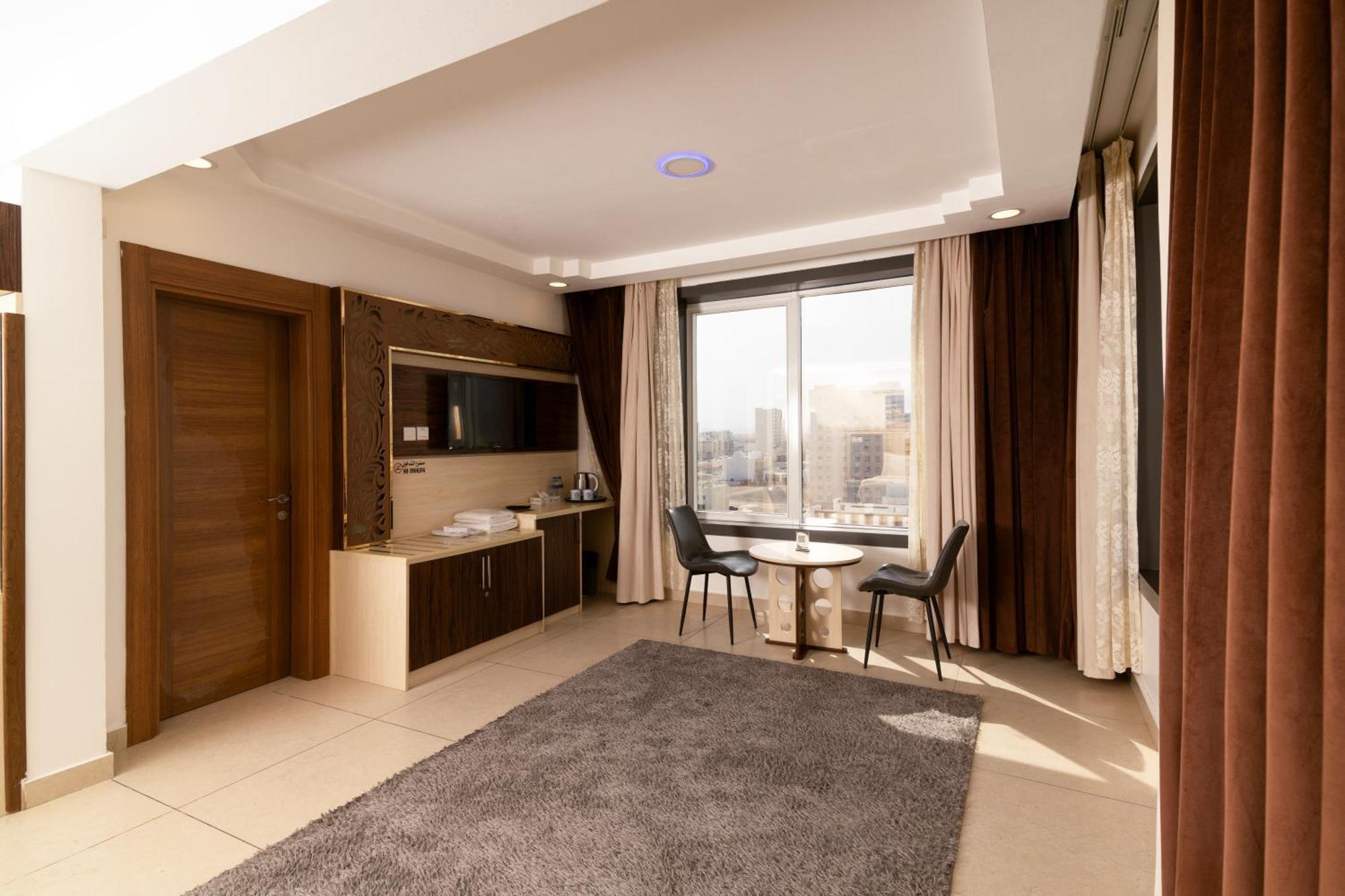Diamond Star Hotel فندق النجمة الماسية Seeb Extérieur photo