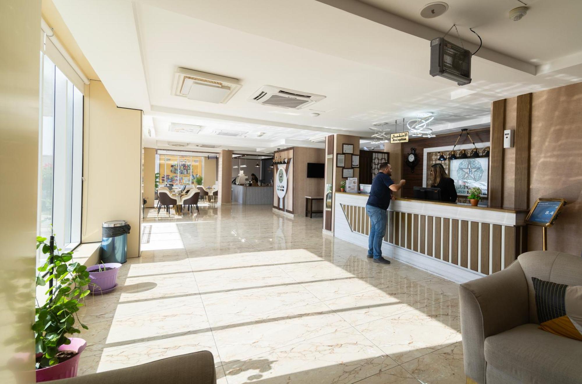 Diamond Star Hotel فندق النجمة الماسية Seeb Extérieur photo